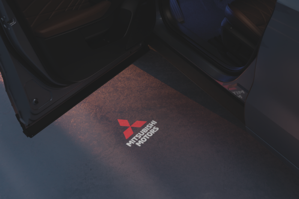 ПІДСВІЧУВАННЯ ЗОНИ БІЛЯ ДВЕРЕЙ (MY25)