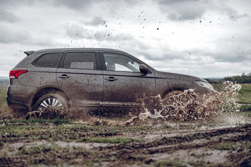 Салон Mitsubishi