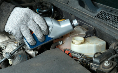 Як часто міняти гальмівну рідину