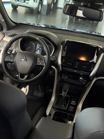 ECLIPSE CROSS ULTIMATE 1.5 CVT 4WD