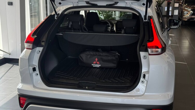 ECLIPSE CROSS INVITE 1.5 CVT 4WD