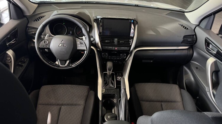 ECLIPSE CROSS INVITE 1.5 CVT 4WD