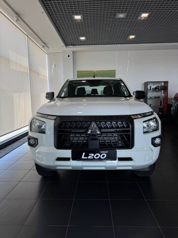 L200 2.4 6МТ INVITE 4WD Super Select