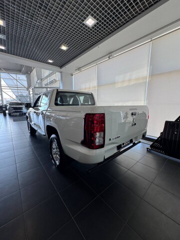 L200 2.4 6МТ INVITE 4WD Super Select