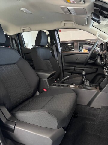 L200 2.4 6МТ INVITE 4WD Super Select