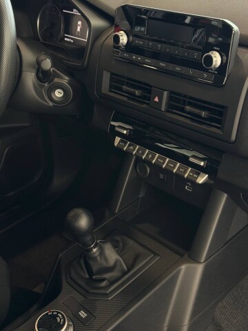 L200 2.4 6МТ INVITE 4WD Super Select