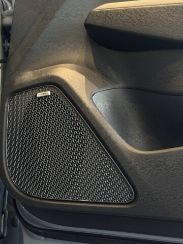 OUTLANDER INTENSE 2.5 CVT 4WD