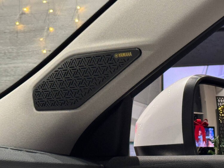 OUTLANDER ULTIMATE 2.5 CVT 4WD