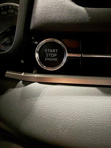 OUTLANDER BUSINESS 2.5 CVT 2WD