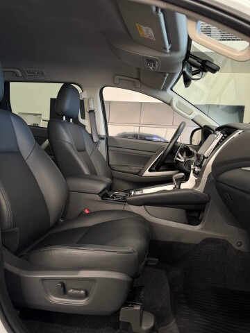 PAJERO SPORT ULTIMATE 3.0V6 8АТ Super Select 4WD-II