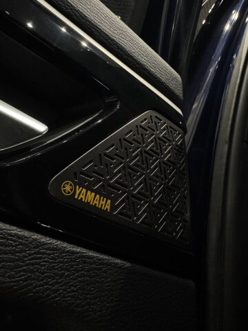 OUTLANDER ULTIMATE 2.5 CVT 4WD