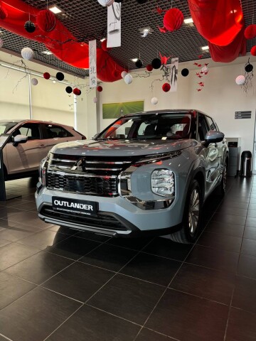 OUTLANDER BUSINESS 2.5 CVT 2WD