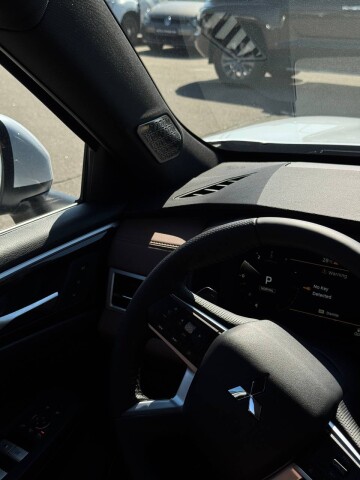 OUTLANDER INTENSE 2.5 CVT 4WD