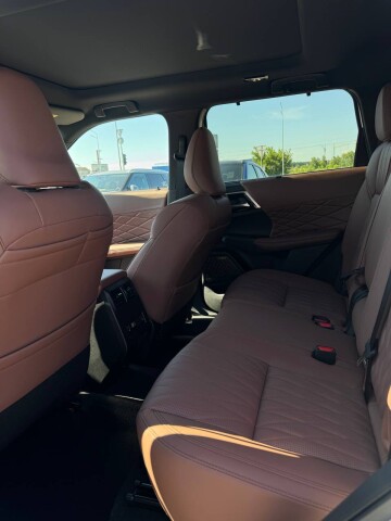 OUTLANDER INTENSE 2.5 CVT 4WD