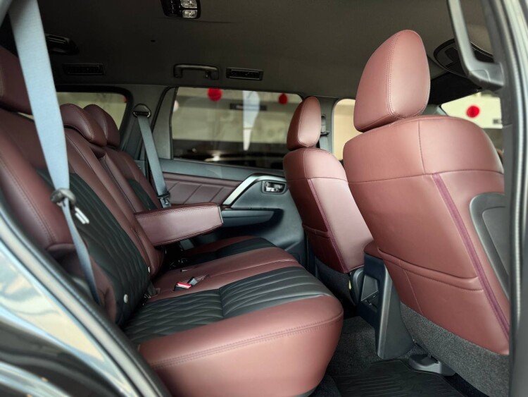 PAJERO SPORT ULTIMATE 3.0V6 8AT 4WD