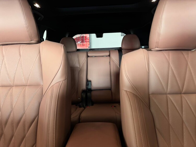OUTLANDER ULTIMATE PLUS 2.5 CVT 4WD
