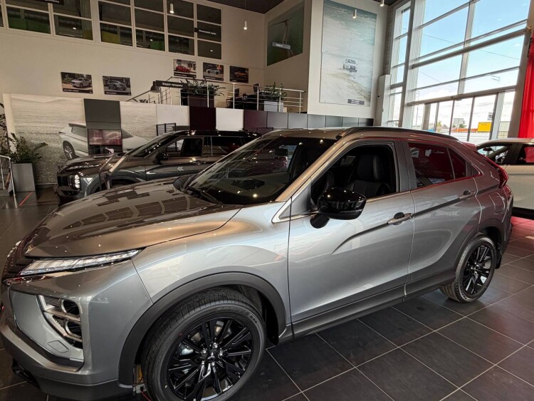 ECLIPSE CROSS INSTYLE 1.5 CVT 4WD