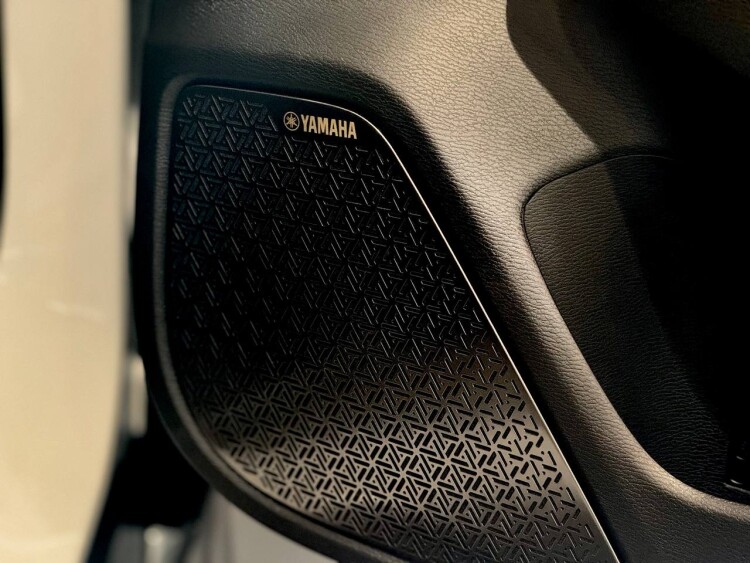 OUTLANDER ULTIMATE SAM 2.5 CVT 4WD