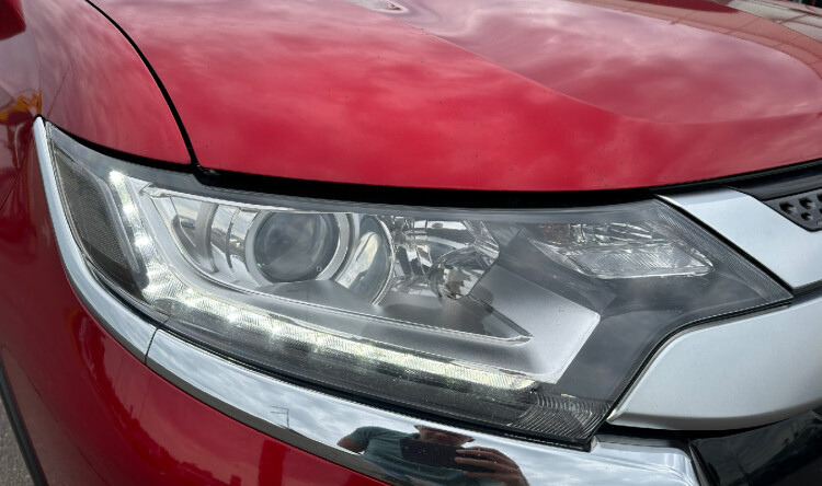 MITSUBISHI OUTLANDER INVITE CVT 2020 - III покоління (чероний)