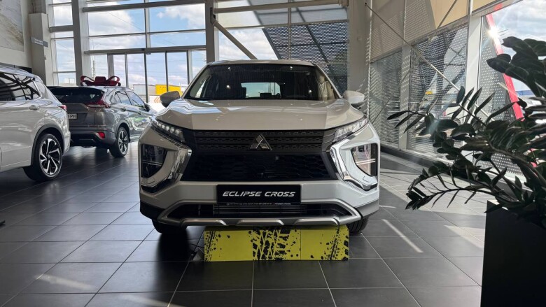 Eclipse Cross Invite 1.5 CVT 4WD